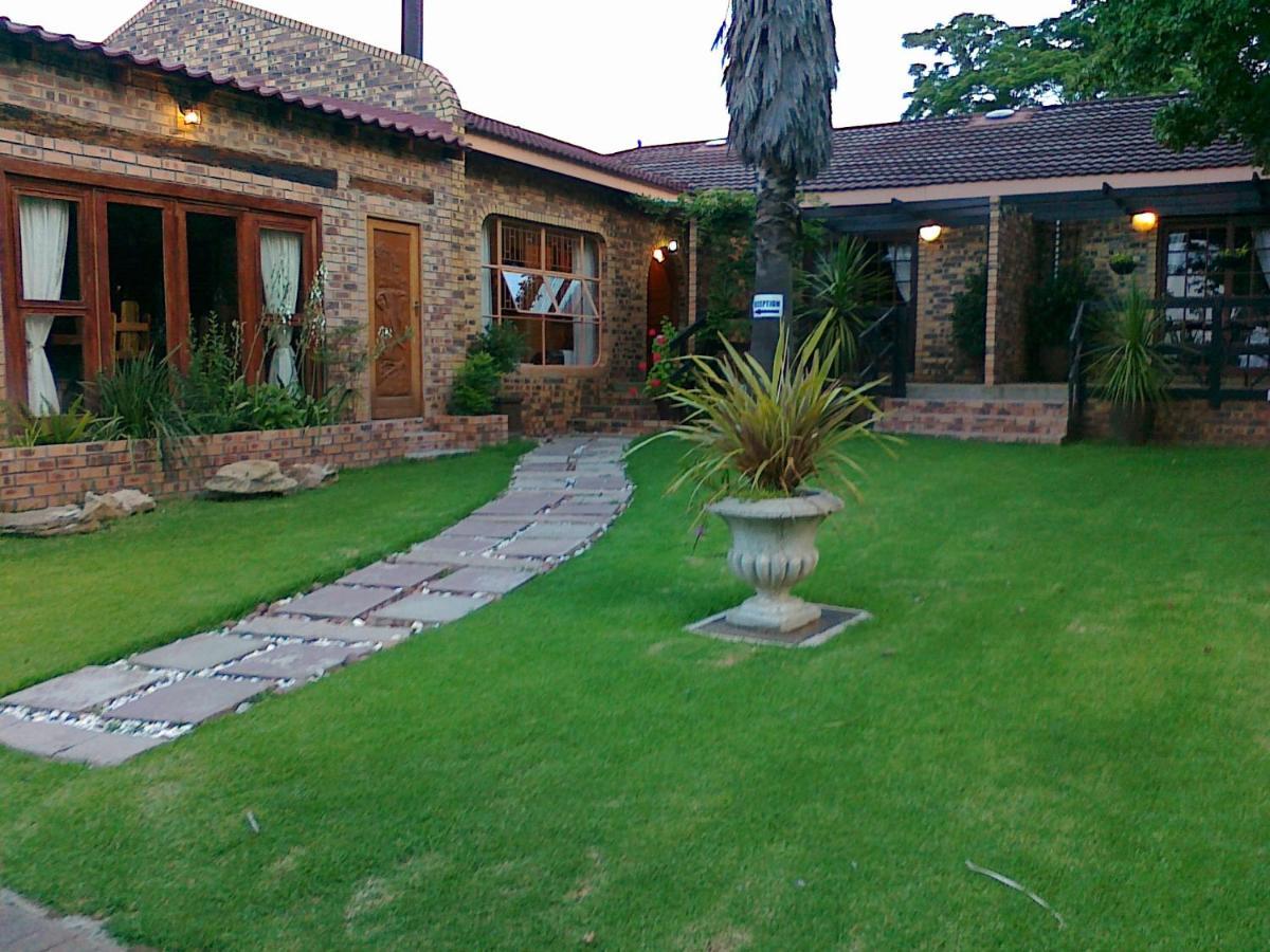 Khokha Moya Guesthouse Ermelo Buitenkant foto